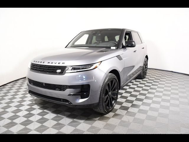 2025 Land Rover Range Rover Sport SE