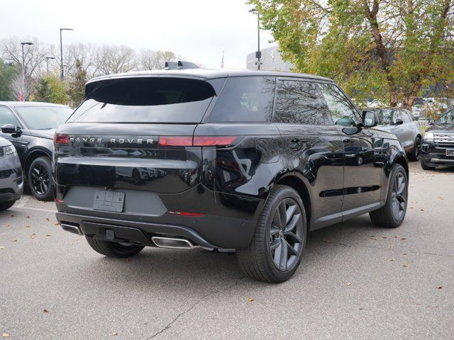 2025 Land Rover Range Rover Sport SE