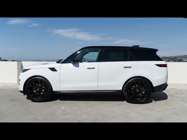 2025 Land Rover Range Rover Sport SE