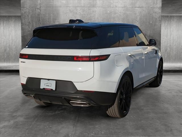 2025 Land Rover Range Rover Sport SE