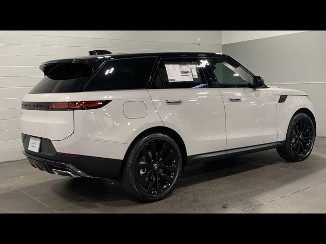 2025 Land Rover Range Rover Sport SE