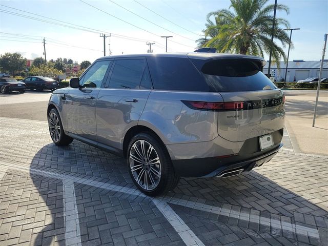 2025 Land Rover Range Rover Sport SE