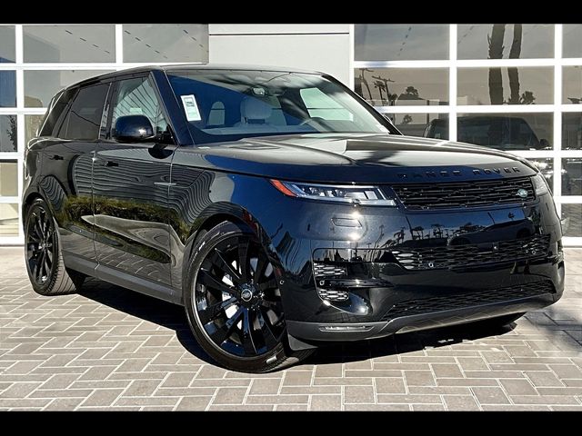 2025 Land Rover Range Rover Sport SE