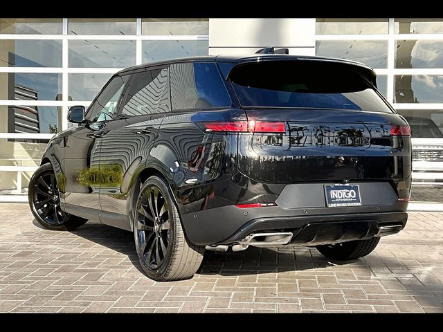 2025 Land Rover Range Rover Sport SE