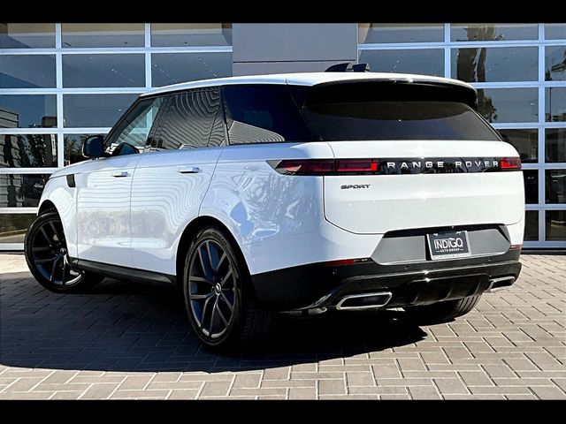 2025 Land Rover Range Rover Sport SE