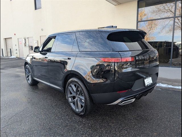 2025 Land Rover Range Rover Sport SE