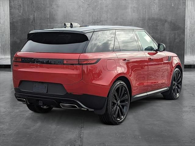 2025 Land Rover Range Rover Sport SE