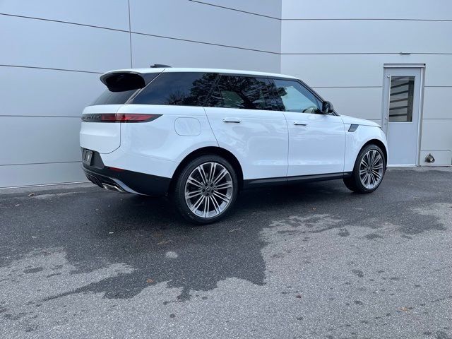 2025 Land Rover Range Rover Sport SE