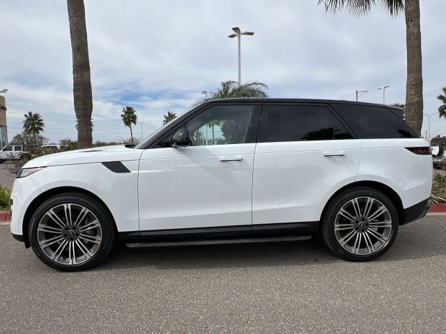 2025 Land Rover Range Rover Sport SE