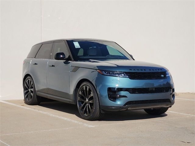 2025 Land Rover Range Rover Sport SE