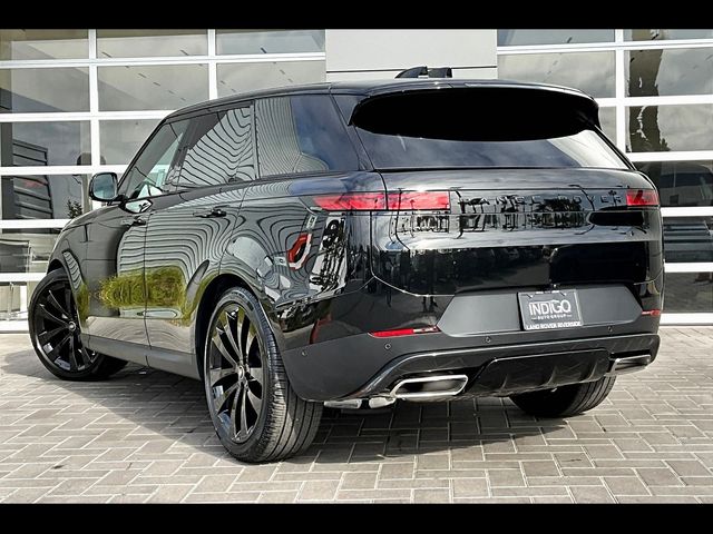 2025 Land Rover Range Rover Sport SE