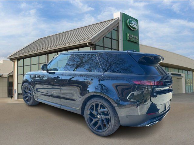 2025 Land Rover Range Rover Sport SE