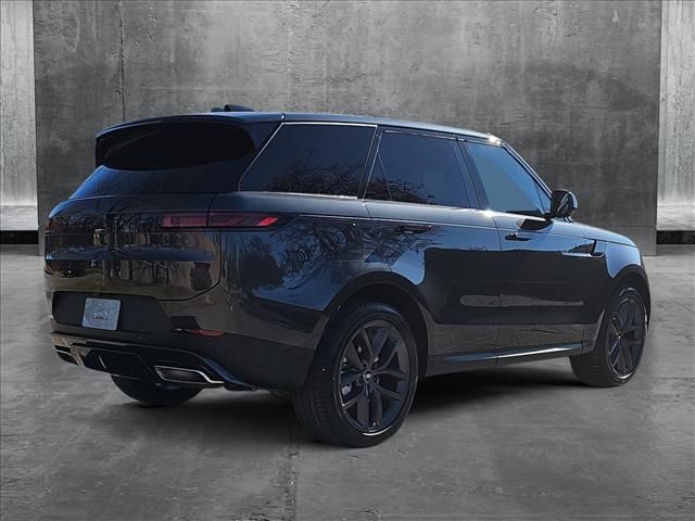 2025 Land Rover Range Rover Sport SE