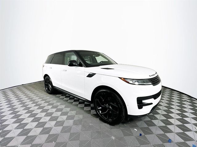 2025 Land Rover Range Rover Sport SE