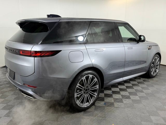 2025 Land Rover Range Rover Sport Dynamic SE