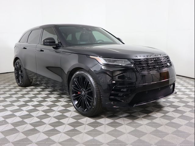 2025 Land Rover Range Rover Velar Dynamic SE