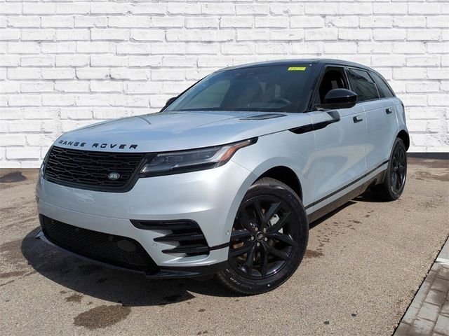 2025 Land Rover Range Rover Velar Dynamic SE