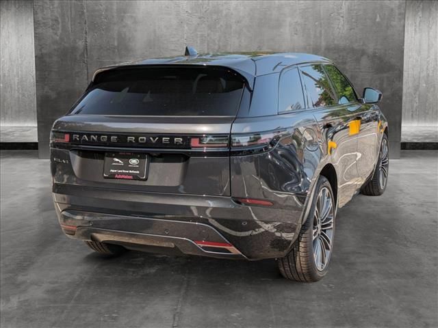 2025 Land Rover Range Rover Velar Dynamic SE