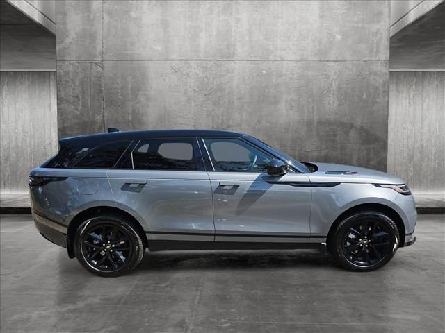 2025 Land Rover Range Rover Velar Dynamic SE