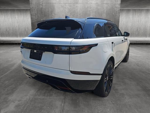 2025 Land Rover Range Rover Velar Dynamic SE