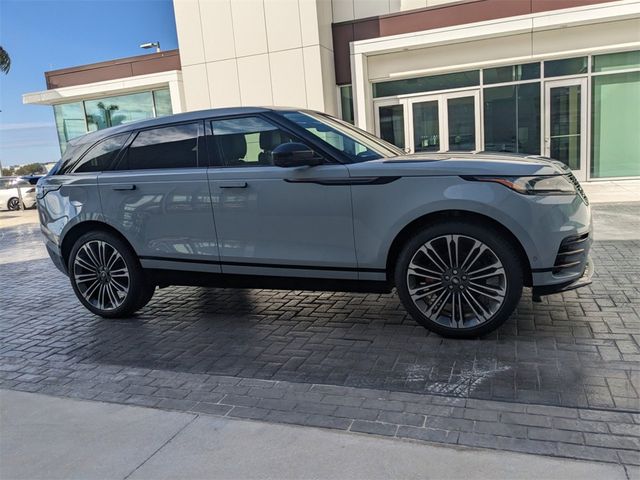 2025 Land Rover Range Rover Velar Dynamic SE