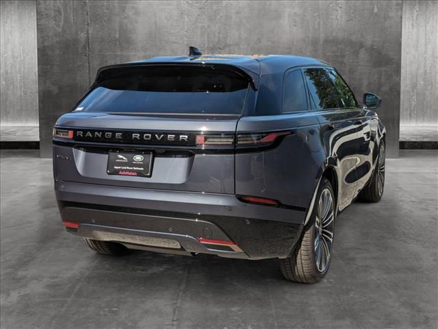 2025 Land Rover Range Rover Velar Dynamic SE