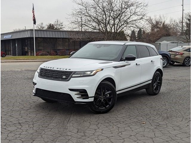 2025 Land Rover Range Rover Velar Dynamic SE