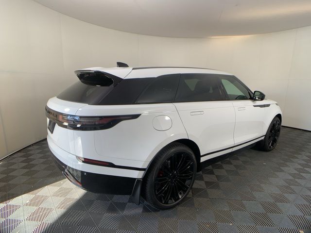 2025 Land Rover Range Rover Velar Dynamic SE