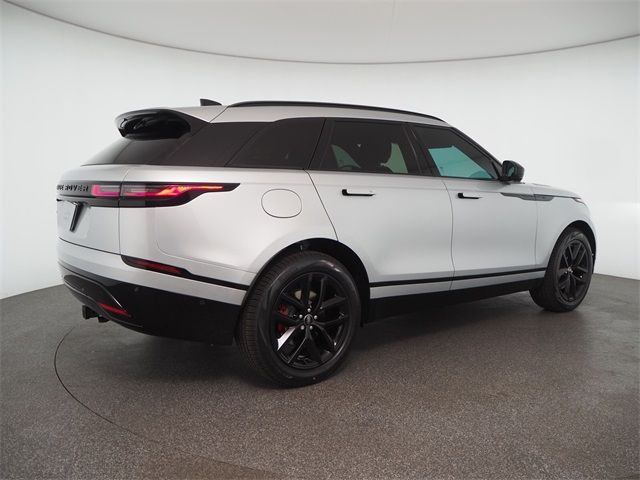 2025 Land Rover Range Rover Velar Dynamic SE