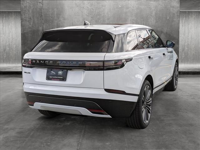 2025 Land Rover Range Rover Velar Dynamic SE