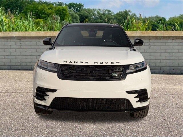 2025 Land Rover Range Rover Velar Dynamic SE