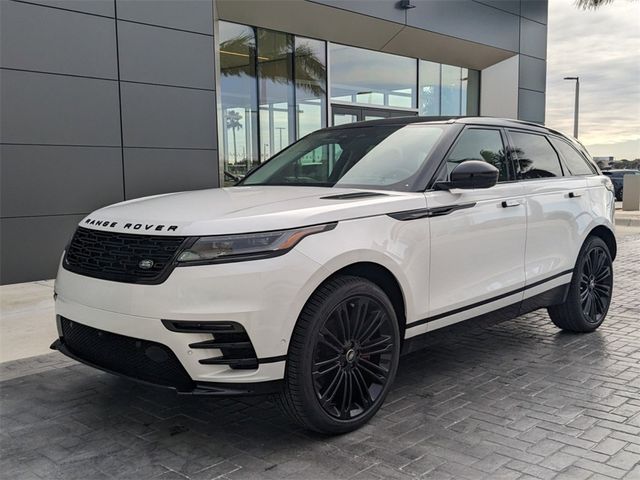 2025 Land Rover Range Rover Velar Dynamic SE