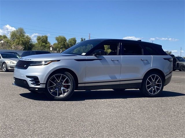 2025 Land Rover Range Rover Velar Dynamic SE