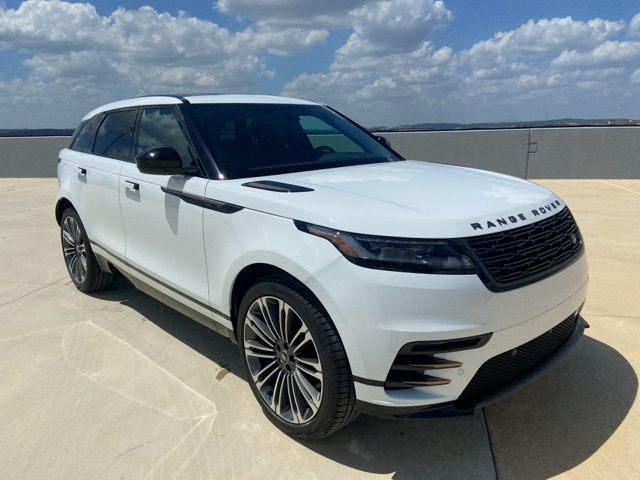 2025 Land Rover Range Rover Velar Dynamic SE