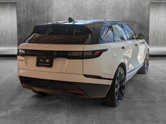 2025 Land Rover Range Rover Velar Dynamic SE