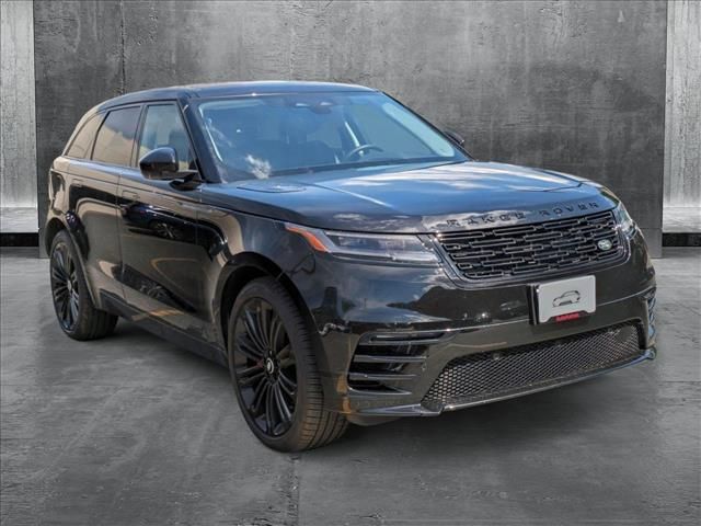 2025 Land Rover Range Rover Velar Dynamic SE