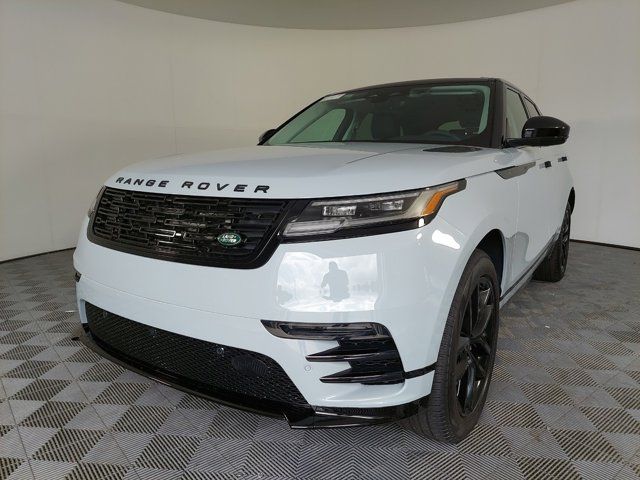 2025 Land Rover Range Rover Velar Dynamic SE