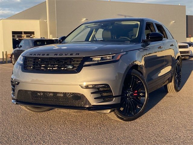 2025 Land Rover Range Rover Velar Dynamic SE