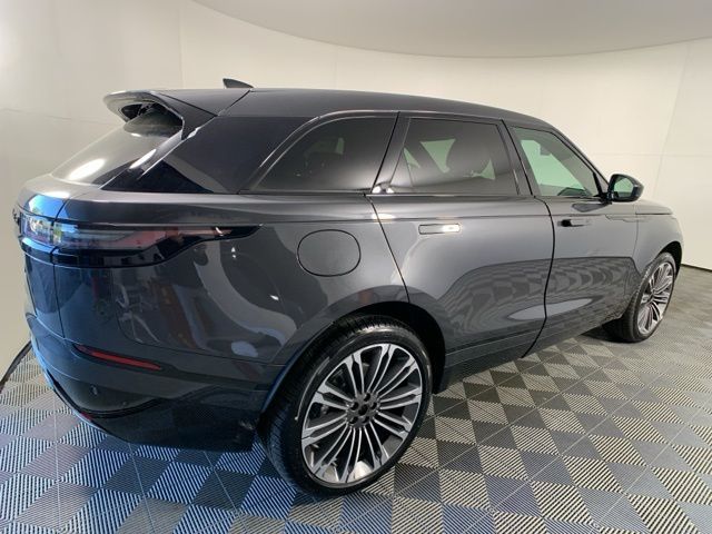 2025 Land Rover Range Rover Velar Dynamic SE