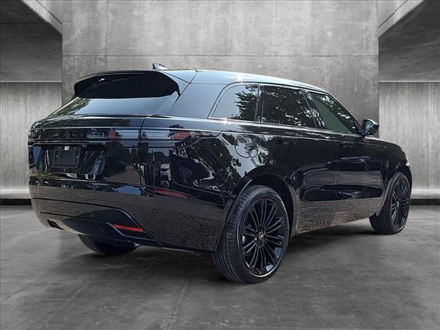 2025 Land Rover Range Rover Velar Dynamic SE