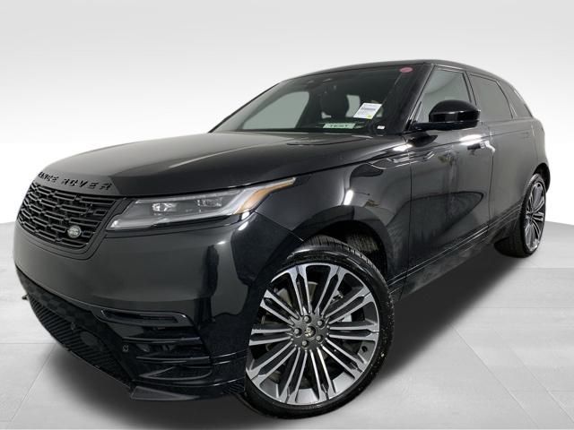 2025 Land Rover Range Rover Velar Dynamic SE