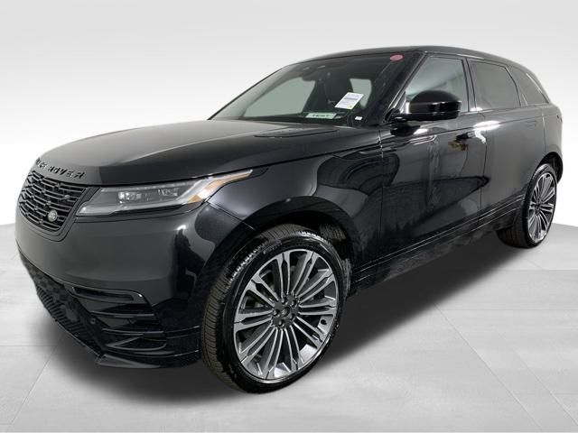 2025 Land Rover Range Rover Velar Dynamic SE