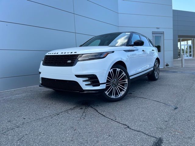 2025 Land Rover Range Rover Velar Dynamic SE