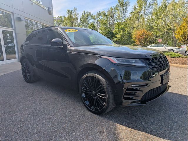 2025 Land Rover Range Rover Velar Dynamic SE