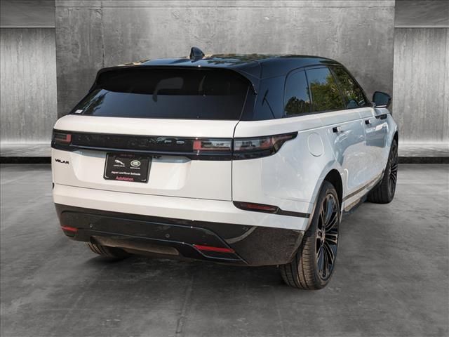 2025 Land Rover Range Rover Velar Dynamic SE