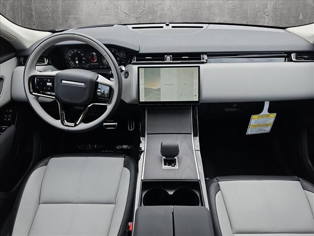 2025 Land Rover Range Rover Velar Dynamic SE