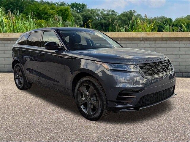 2025 Land Rover Range Rover Velar Dynamic SE