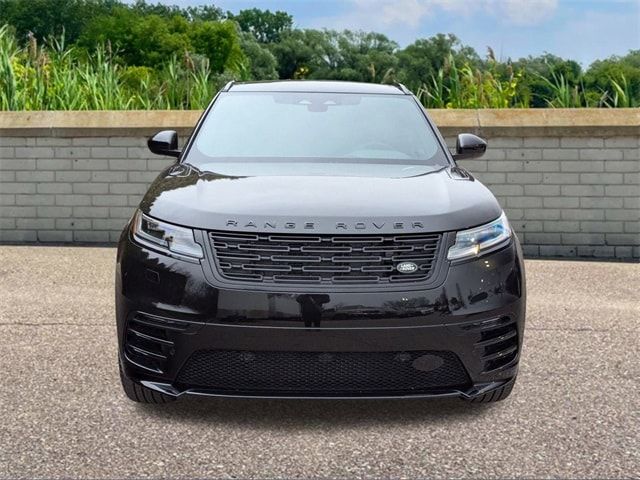 2025 Land Rover Range Rover Velar Dynamic SE