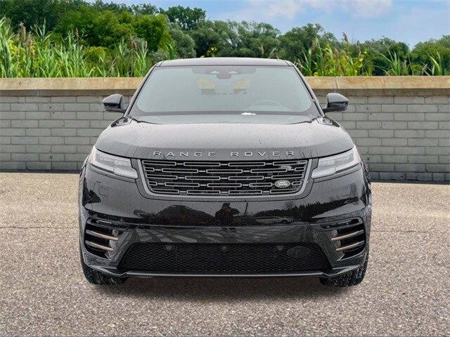 2025 Land Rover Range Rover Velar Dynamic SE