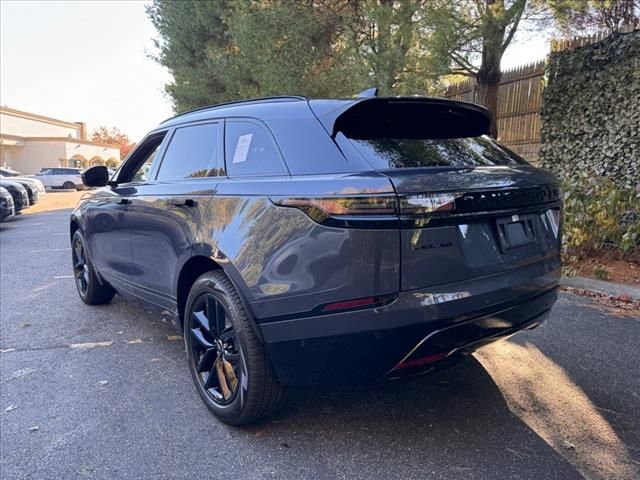 2025 Land Rover Range Rover Velar Dynamic SE